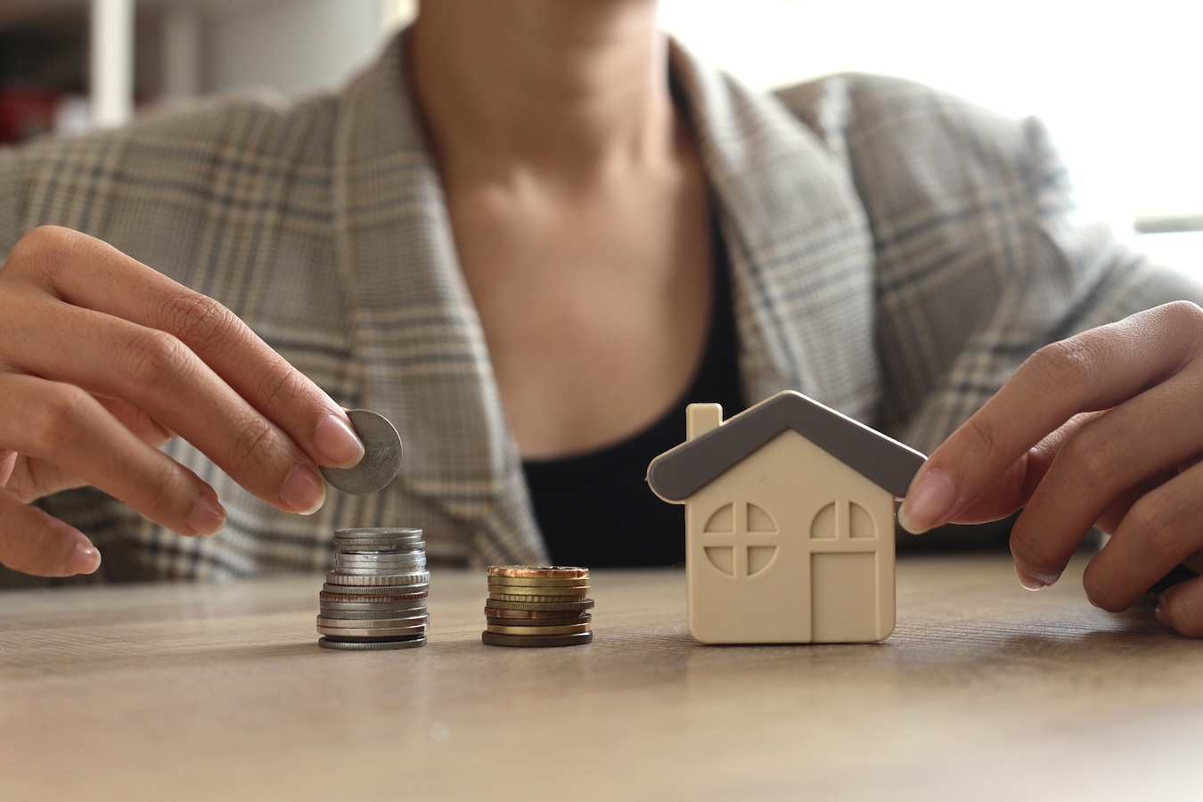Protecting Your Savings: How to Avoid Interest Overpayments on Brisbane Home Loans